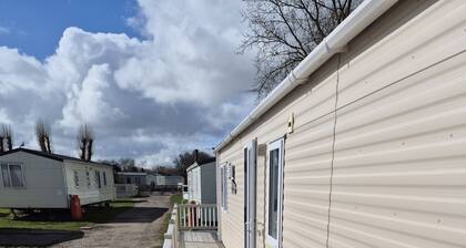 Valley side - 3 bedrooms sleeps 8