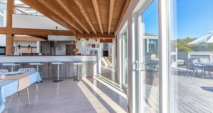 Sea Casa-"Your Oceanfront Playground with Golf & Waves!" Ocean & Golf •HtTb