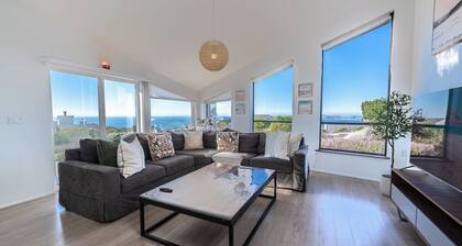 SeaCasa~Stylish and Vibrant Bodega Bay Hideaway! Ocean&Golf! HtTb/VIEWS