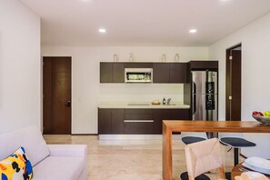 Interior - Central 2BR Sun Lover's Nest w Gym | Rooftop | SPA (Tulum)