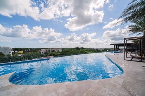 Pool - Central 2BR Sun Lover's Nest w Gym | Rooftop | SPA (Tulum)