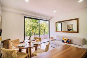Interior - Central 2BR Sun Lover's Nest w Gym | Rooftop | SPA (Tulum)