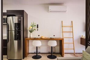 Interior - Central 2BR Sun Lover's Nest w Gym | Rooftop | SPA (Tulum)