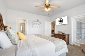 2 bedrooms, iron/ironing board, free WiFi, bed sheets - 2 BD Golf Condo with a Pool View, Deals on Tickets and Golf! (Branson)