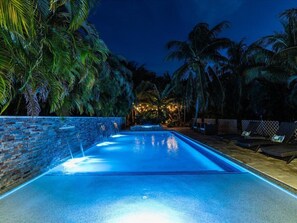 Beheizter Pool