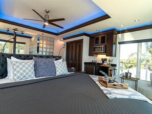 4 bedrooms, desk, iron/ironing board, travel crib