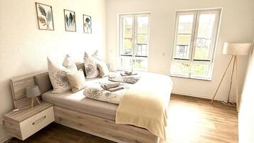 1 Schlafzimmer, Reisekinderbett, kostenloses WLAN, Bettwäsche