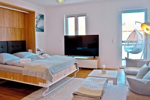 1 bedroom, travel crib, free WiFi, bed sheets