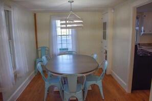 Dining - Adorable home, just .5 miles to Beach, sleeping 6 (West Harwich)