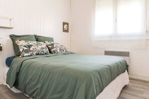 1 Schlafzimmer, Bügeleisen/Bügelbrett, Reisekinderbett, WLAN