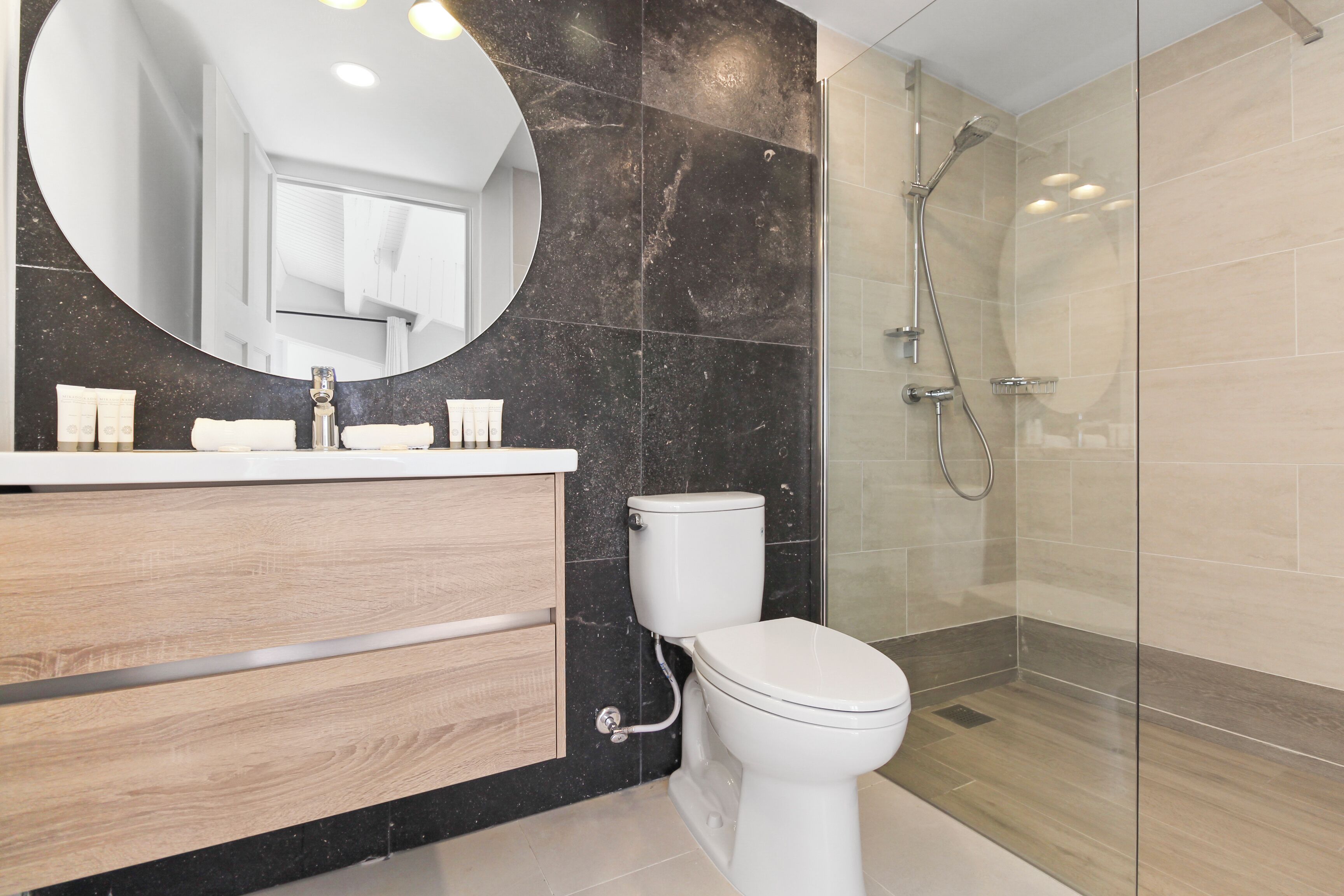 Biệt thự Cao cấp, quang cảnh một góc biển | Phòng tắm