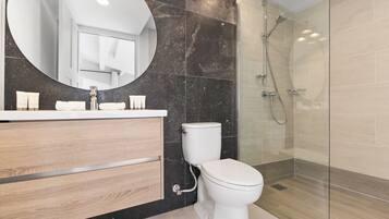 Luxury Villa, Partial Ocean View | Bathroom