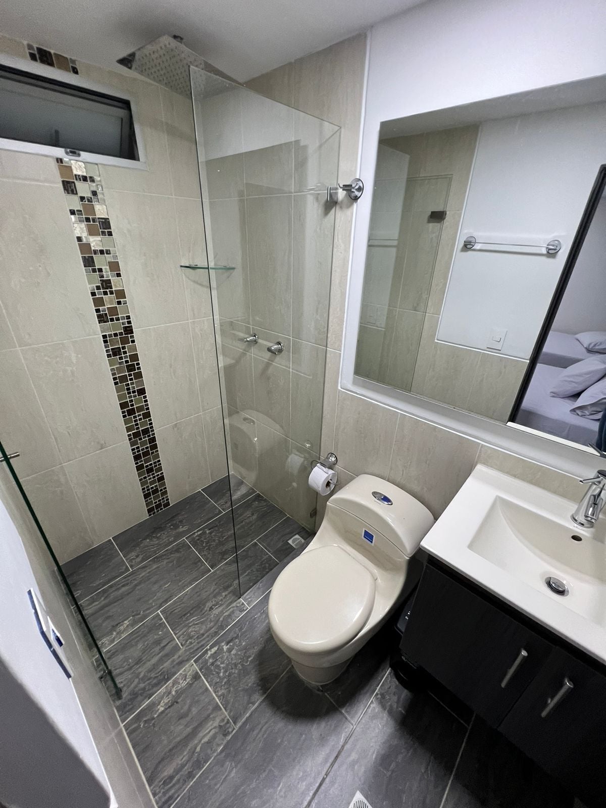 Bruser, Sæbe, Toiletpapir