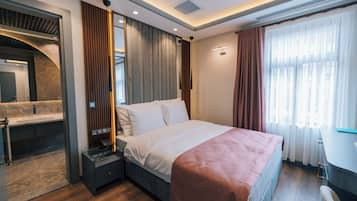 Double Room, Garden View | Wi-fi percuma