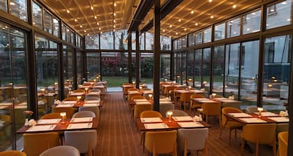 VE Hotels Adakale