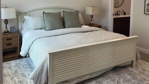 2 Schlafzimmer, Reisekinderbett, kostenloses WLAN, Bettwäsche