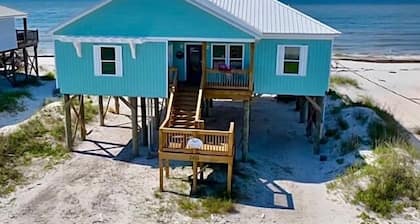 Still Waters: Gulf-front 4BR retreat with stunning views