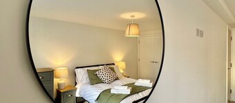 Recently Modernised Apartment in Prime Location