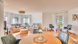 TV - Luxury villa with panoramic views (Denia)