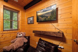 Unclassified image, 4 of 91, button - Round Log Cabin with Stunning Views (Gatlinburg)