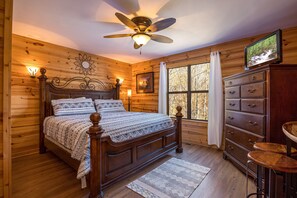 3 soverom, strykejern/-brett, wi-fi (inkludert) og sengetøy