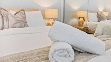 3 bedrooms, iron/ironing board, free WiFi, bed sheets