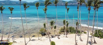 Sunset Samana - pool & private beach