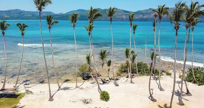 Sunset Samana - pool & private beach