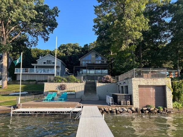 Luokittelematon kuva, 1 kautta 106, painike