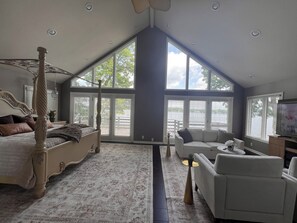 3 bedrooms, iron/ironing board, internet, bed sheets