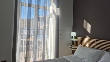 Classic Double Room, Balcony, Hill View
