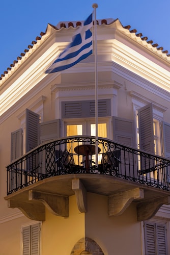 6 Roosevelt Str.