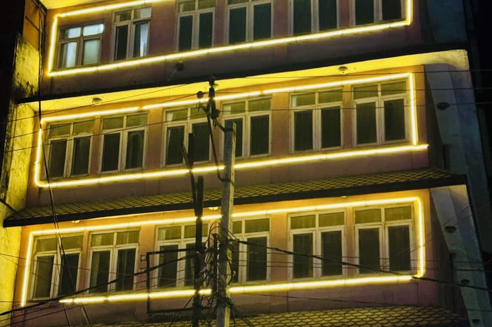 Om Mandakini Hotel