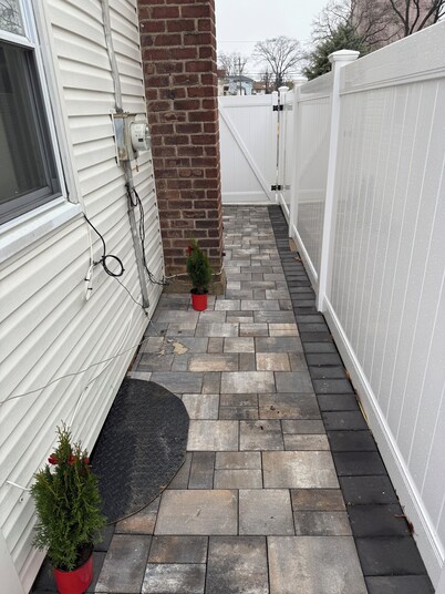 Marvelous basement apartment with WiFi in Elmont