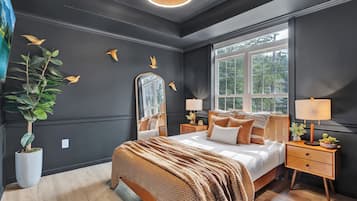 5 makuuhuonetta, silitysrauta/-lauta, vauvan matkasänky, Wi-Fi