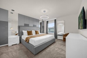 5 Schlafzimmer, Bügeleisen/Bügelbrett, Reisekinderbett, WLAN