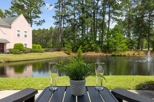 2Br Condo @ Legends Golf