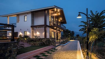 Villa, 3 Bedrooms, Accessible, Smoking | Exterior