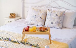 1 bedroom, in-room safe, iron/ironing board, free WiFi - Holiday Home Marilu with pool (Stankovci)