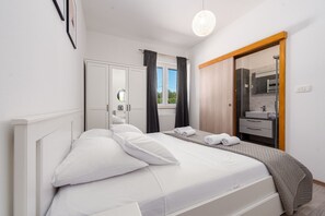 2 Schlafzimmer, Bügeleisen/Bügelbrett, kostenloses WLAN, Bettwäsche
