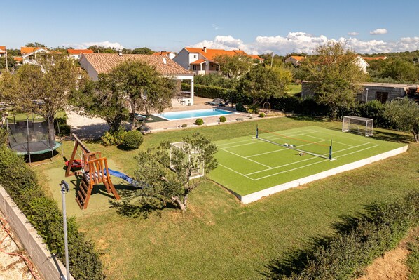 Sportplatz