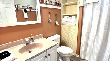 Douche, serviettes fournies