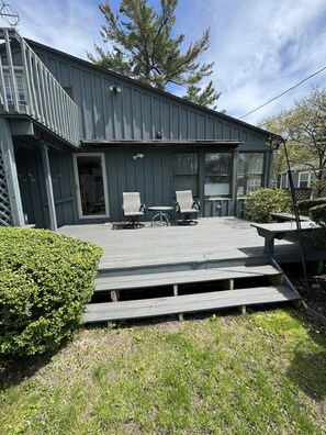 Terrace/patio - Endless Sunsets Main House (South Haven)