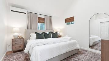 6 quartos, berço de viagem, Wi-Fi, roupa de cama