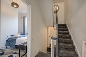 4 Schlafzimmer, Bügeleisen/Bügelbrett, Reisekinderbett, kostenloses WLAN