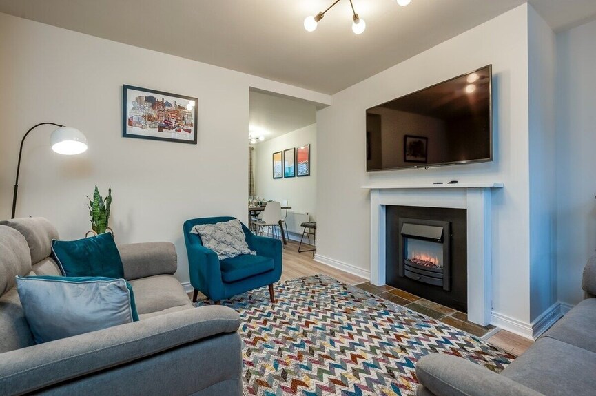 City Centre Townhouse 2x Parking, Great For Groups By Staybynumbers - Belfast