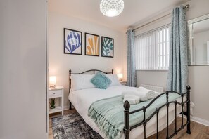 4 bedrooms, iron/ironing board, travel crib, free WiFi