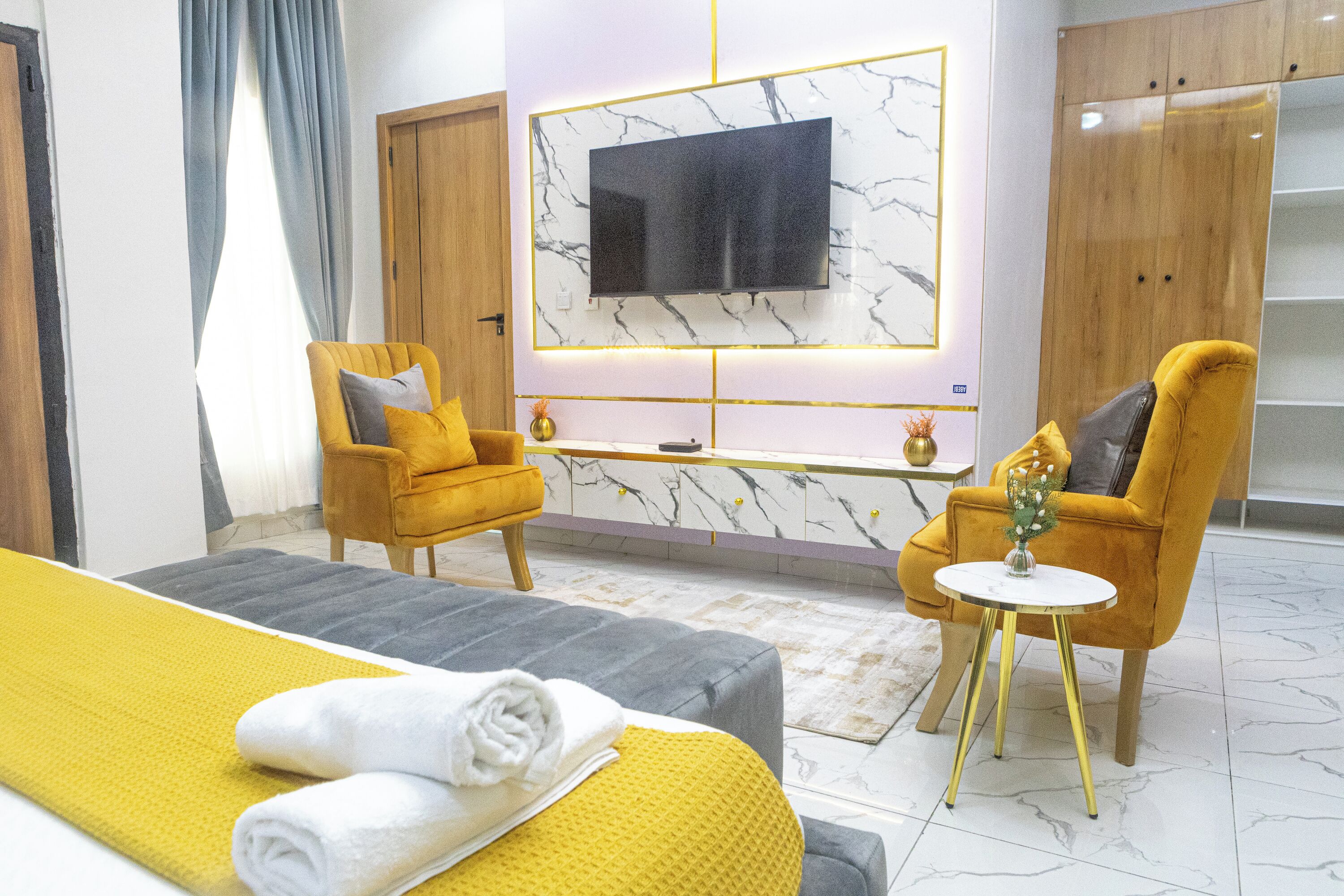 4 soverom, skrivebord, strykejern/-brett og wi-fi