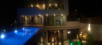 Villa with sea view and close to the center of Conil.