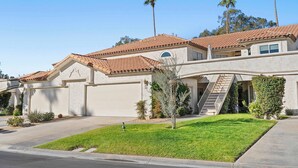 Exterior - The Caddie Shack 3BD Beauty in Desert Falls (Palm Desert)